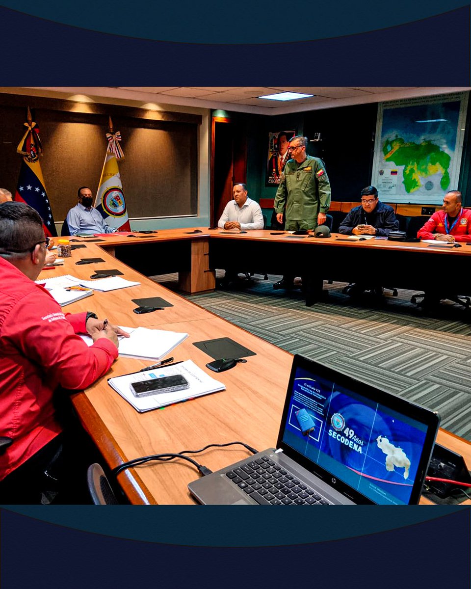 secodena_ve's tweet photo. Bajo la directriz de la presidenta Delcy Rodríguez, el Sec. Gral. de SECODENA, MG. Jesús Villamizar Gómez, lideró reunión para planificar el 49° aniversario de la institución y revisar metas.

Además, dio la bienvenida a los GD. Antonio Rojas y Michell Valladares. 🇻🇪 https://t.co/Dj5JdjWwXa