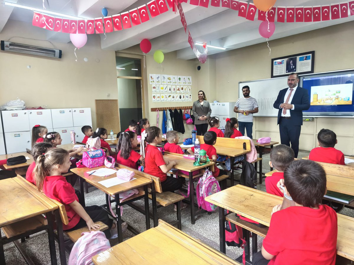 kirkagacmem45's tweet photo. İlçe Millî Eğitim Müdürümüz Halil BONCUK, Hacı İsmail Dereköy Anadolu Lisesi ve Mehmet Günek Türkbirliği İlkokulunu ziyaret ederek öğrenci ve öğretmenlerimizle bir araya geldi. Yürütülen eğitim öğretim faaliyetleri hakkında okul yöneticilerinden bilgi aldı.
@il_mem_45 @m_ugurelli https://t.co/uTVvB5ydr2