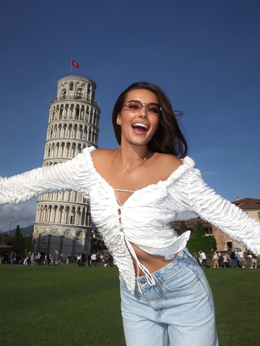 RWhite1412's tweet photo. Leaning Tower of Pisa https://t.co/mIiYiOVGAY
