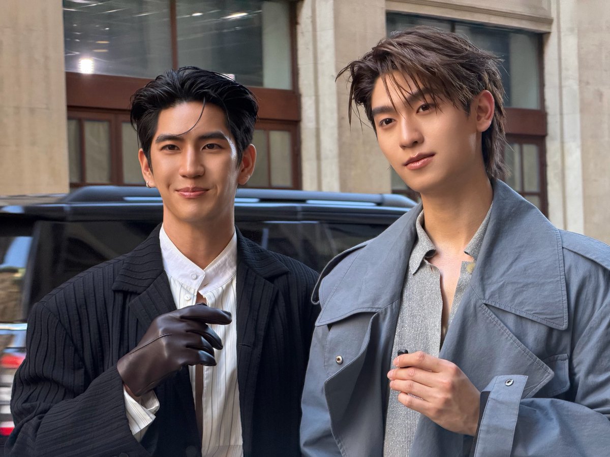 nakanisnakan's tweet photo. wrap in nyc

@CalvinKlein #CalvinKlein #tthomastc #sea_tawinan https://t.co/iYiLw6IJQc