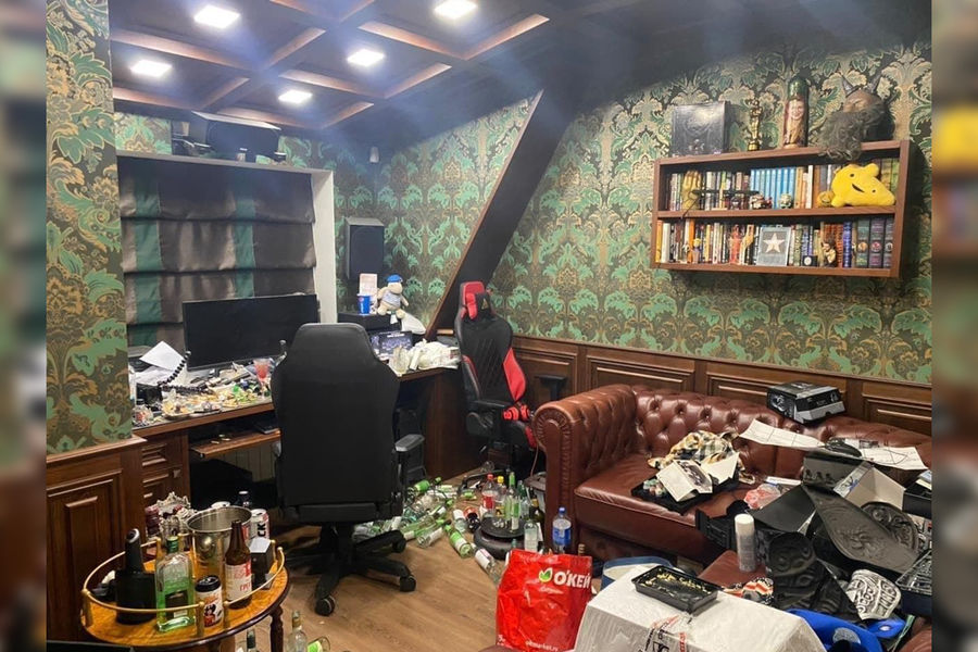 ZLAXRAM's tweet photo. А я напомню что значит «ваши данные никогда не будут переданы третьим лицам» https://t.co/1JWMKTI1OQ