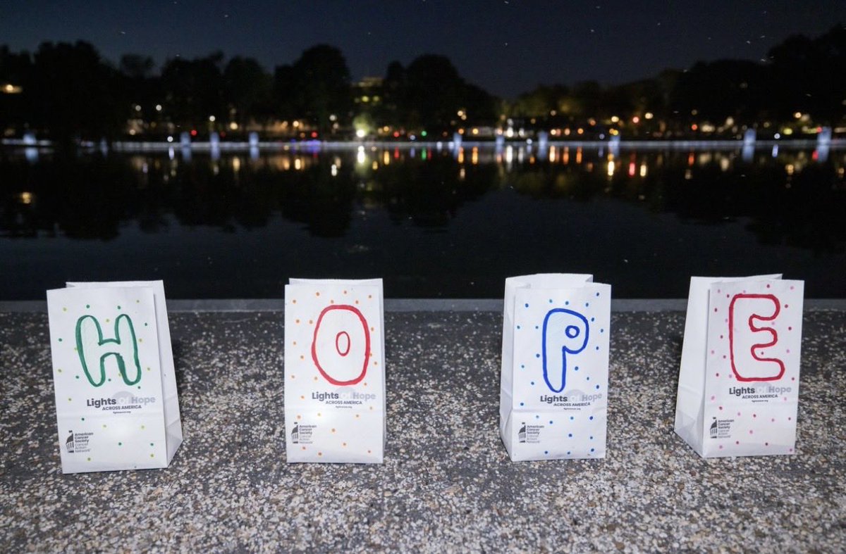 ACSCAN's tweet photo. A few highlights from #LightsOfHope at Constitution Gardens 🕯️

Thank you to everyone who helped make this powerful event possible to honor those who have been impacted by cancer. 

We appreciate your ongoing fundraising efforts that fuel the fight against cancer ❤️ https://t.co/h5NedCgLJo