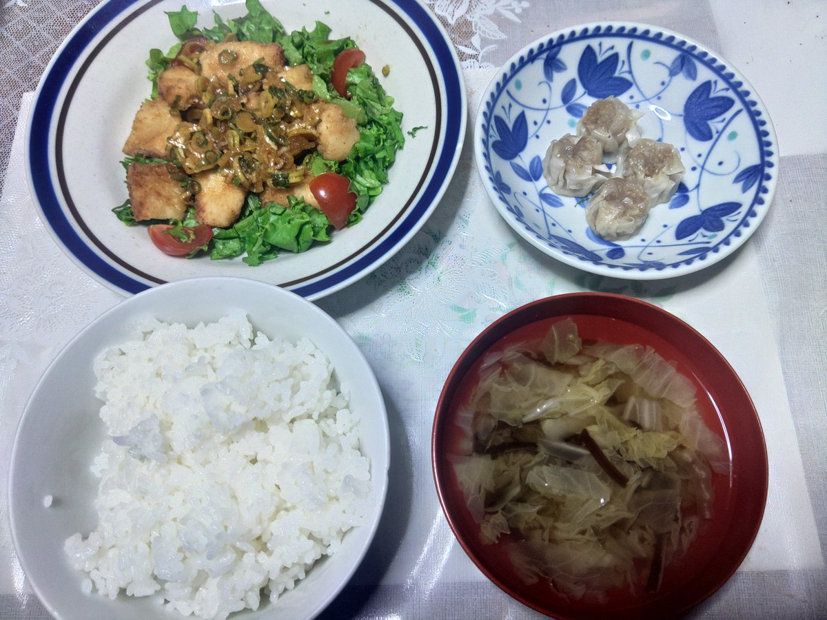 syu74hr's tweet photo. 今日のごはん🍚🍴🙏 https://t.co/EjYXJyfMUR