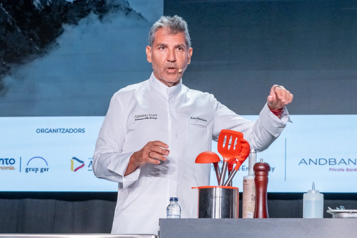 andorraworld_ad's tweet photo. 🍴Aquest dimecres ha arrencat la 5a edició de l’
@AndorraTaste sota el lema "Quan el territori és l’ingredient".

17 xefs internacionals amb ponències per compartir coneixement i reflexionar sobre gastronomia d'alta muntanya, paisatge i producte.

🇫🇷 França, territori convidat. https://t.co/Xedk1WLLJR