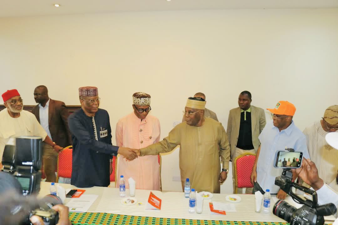 ADCNig's tweet photo. Happening Now: The ADC National Working Committee, led by the National Chairman, Senator David Mark, is now meeting with the party’s Presidential Candidate, former Vice-President Alhaji @Atiku Abubakar, and Vice-Presidential Candidate, Rt. Hon. Rotimi @ChibuikeAmaechi. https://t.co/5JHocEcEot