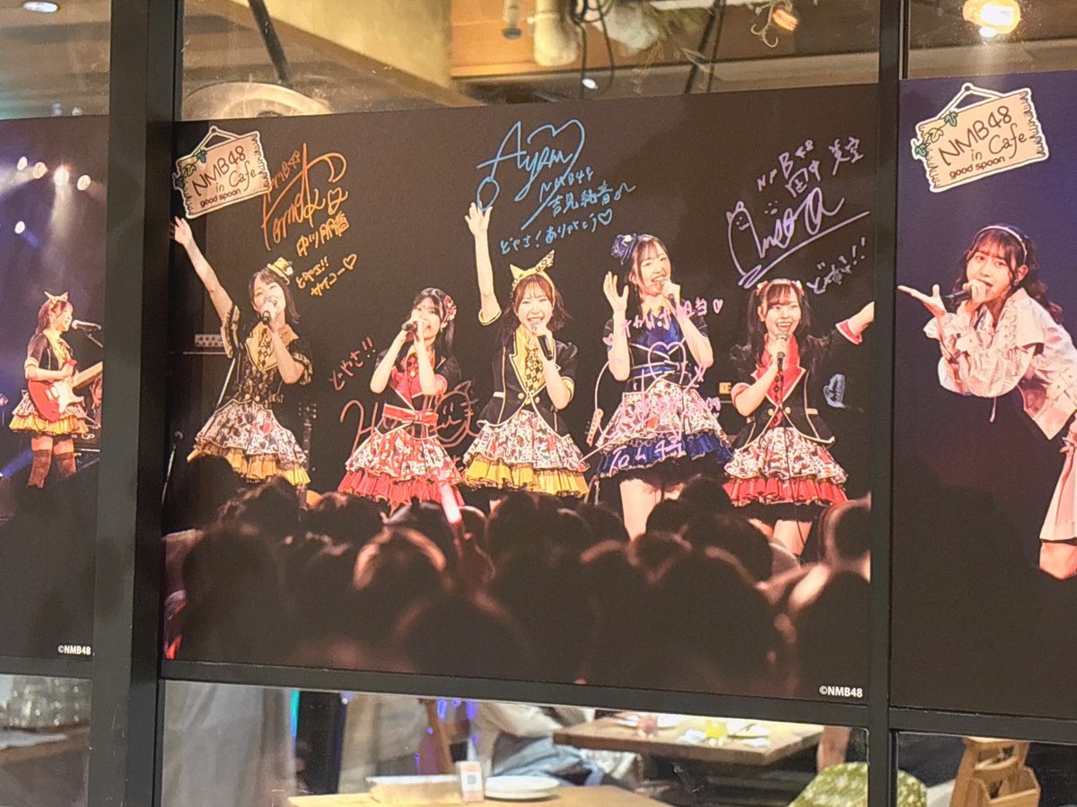 y_hinata48's tweet photo. #goodspoon ✖️ #NMB48 コラボカフェ︎︎🥄🩵

この前は体調不良で行けなかったので、今回はどやさロッカーズの先輩方と一緒に行けてとっても嬉しかったです☺️

そして、私のために2回目も行っていただきありがとうございます😢💗

とってもとっても！おいしかったです🥄✨

サインも是非見つけてね👀🩵 https://t.co/mslIELfOr3