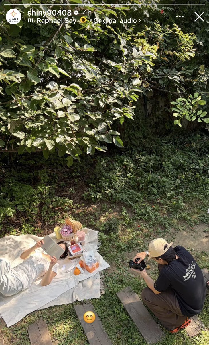 daeportrait's tweet photo. guys, look at this cute update from Sodam 🥹 
Shiny Foundation is doing a photoshoot for the hand creams i think, and she’s reading the skeleton flower book and next to her are the two poet artist albums🤍🥹 https://t.co/XwvZgEezf7