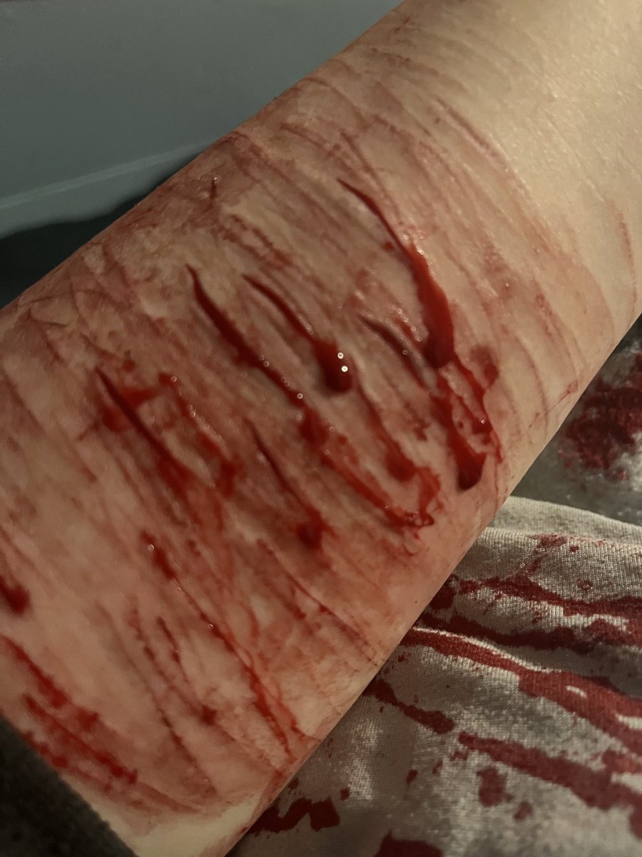 metal7111's tweet photo. Practising my Halloween make-up this is all fake. It’s not real made with AI it is not real so do not copy.#sh 
#fake #makeup https://t.co/hHeYCcdyBH