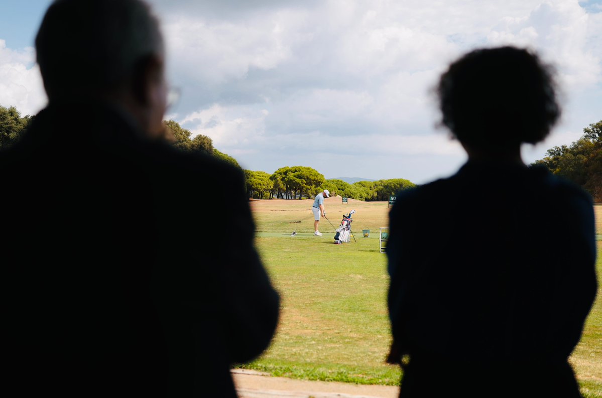 aliciarll's tweet photo. El Club Golf d’Aro és un exemple de com el turisme de qualitat impulsa el territori i genera noves oportunitats. Ha estat un plaer visitar les seves instal·lacions amb la directora, Rocío Aranda.

En un moment en què Catalunya es prepara per acollir un gran esdeveniment internacional com és la Ryder Cup 2031, tenim una oportunitat per reforçar la projecció de la Costa Brava i del país com una destinació esportiva de primer nivell.