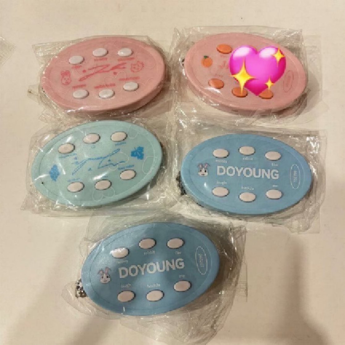 nuttpluto_'s tweet photo. wts ขายพร้อมส่ง 
 
พวงกุญแจเสียง พูด/ร้องเพลง มือ1 ไม่แกะ
- แจมิน ฟ้า/ชมพู โดยอง
⭐️ อันละ 250.- ส่งฟรี

สนใจ DM ค่า #ตลาดนัดnct #ตลาดนัดnctdream #ตลาดนัดnct127 https://t.co/lF6mdAPhVg