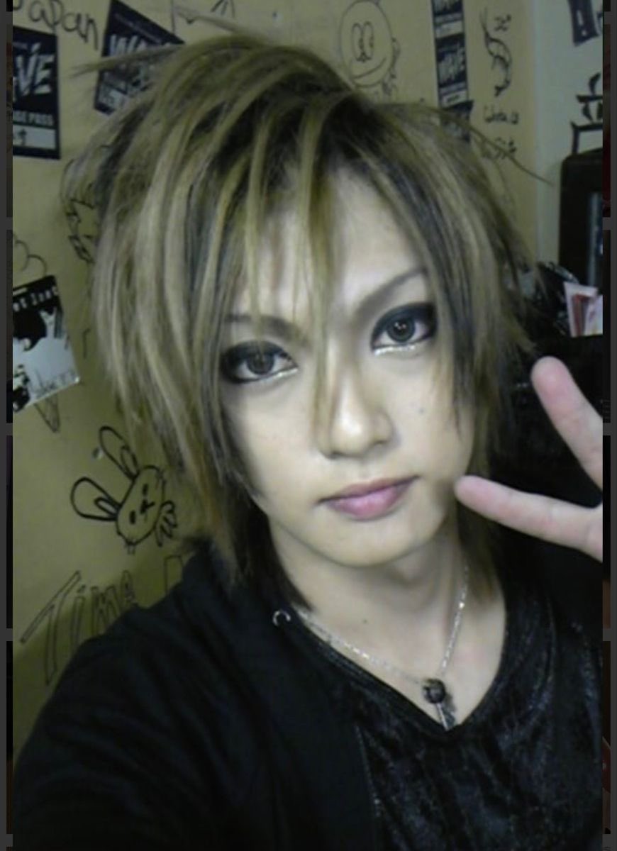 Ra_Rayuta's tweet photo. 常にその時代の最高得点ビジュ出しててありがとうすぎるいつまでも造形美

←平成喜矢武豊          
                                      令和喜矢武豊→ https://t.co/pz7TBvoRfF