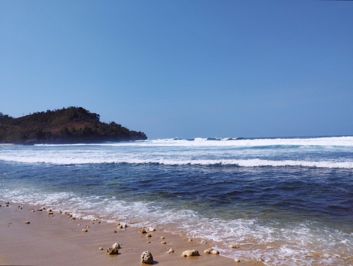 monorosse's tweet photo. one beautiful day by the sea ❤︎ https://t.co/nsQldRSOhw