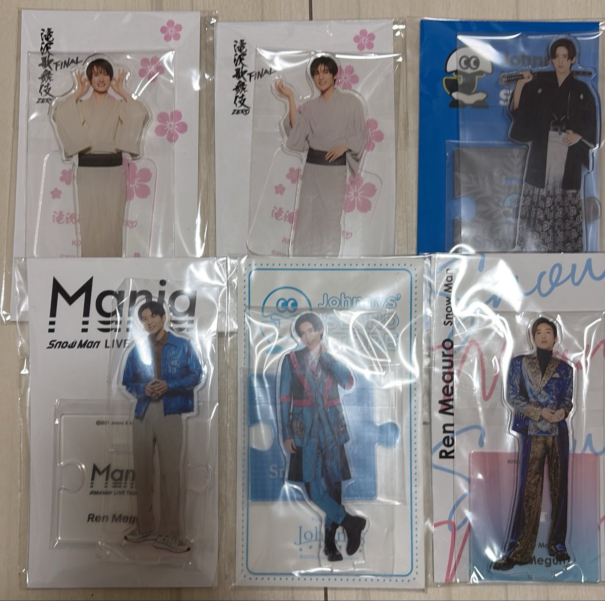 Ih6Mr's tweet photo. @miihi_koji_8126 リプありがとうございます。
アクスタfestの向井が売り切れてしまい、その他6点でしたらお譲り可能です。
ご検討のほどよろしくお願いいたします。 https://t.co/YEyW1Actn7