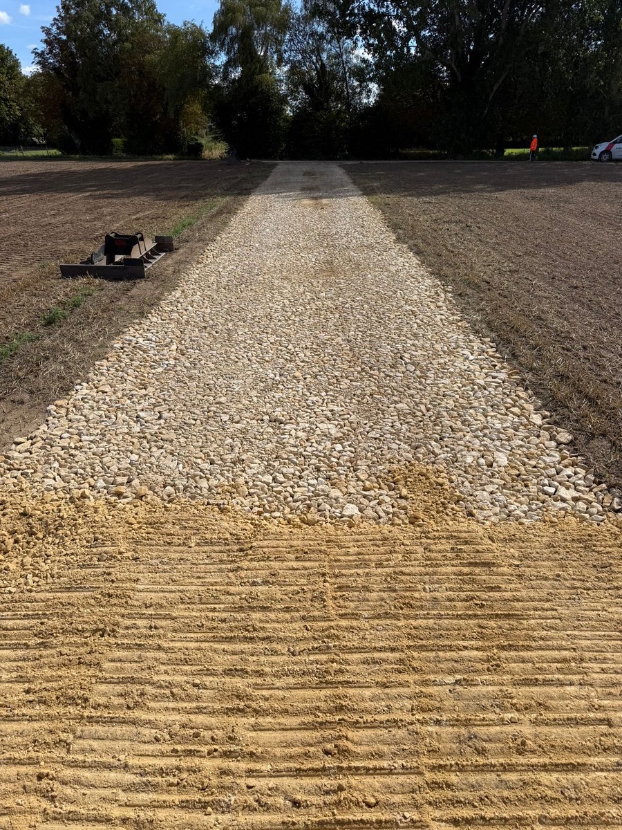 CLSconstruct tweet picture