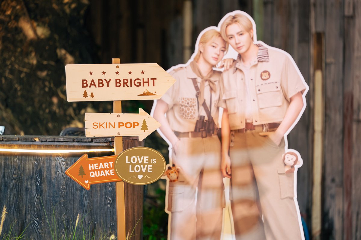 babybrightclub's tweet photo. 🦒🌿 รวมภาพบรรยากาศความน่ารักและความสนุกจาก The Ultimate Camp Safari With ZEENUNEW 🏕️✨

เบบี้เอาโมเมนต์ฟิน ๆ มาฝากพี่ซนซนทุกคนค้าบบบ
ขอบคุณที่มาร่วมสร้างความทรงจำสุดพิเศษไปด้วยกันนะคะ 🫶🏻💚

แล้วเจอกันใหม่ในโอกาสหน้าน้าาาา
#ZNNxTheUltimateCamp
#BabyBrightXBEAUTRIUM https://t.co/xaQKO5Hch4