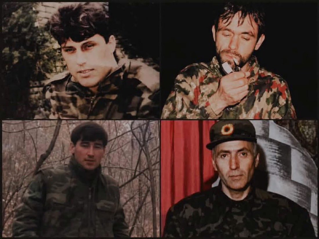 Maniimaniii01's tweet photo. Mos me kon ju, mos me kon plot individa tjere qe e kan marre guximin me ja kthy pushken shkaut sot nuk ishim te lire

Krenar jemi me ju, gjithmone 🇦🇱 https://t.co/nXiZQgiXQO