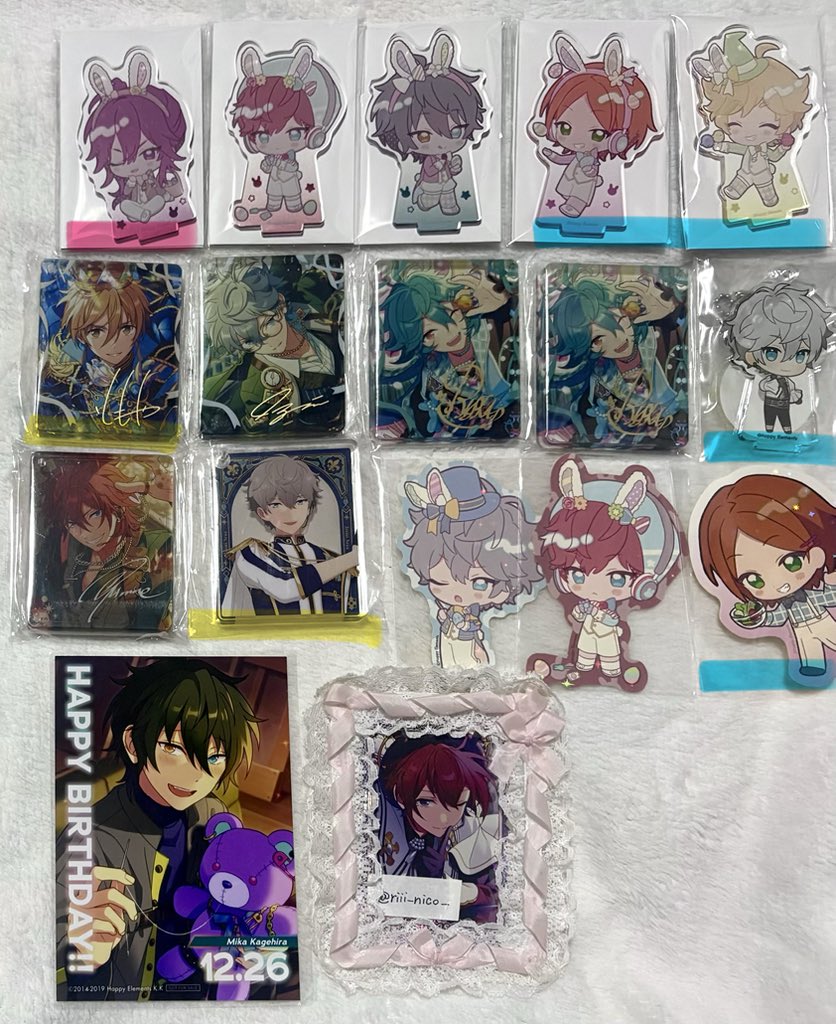 riii_nico_'s tweet photo. 【 交換 譲渡 】 あんスタ アニメイトカフェ アニカフェ アクスタ アクリルスタンド ステッカー コロッタ スタフォニ イースター 

譲  ジュイス 望見 チトセ レオ 泉 凛月 ライカ カンナ ユメ 夏目 つむぎ 宙 巽 ひなた ゆうた 宗 みか 一彩 友也 燐音 コースター画像4参照

⬇️ https://t.co/LRm349DgCW