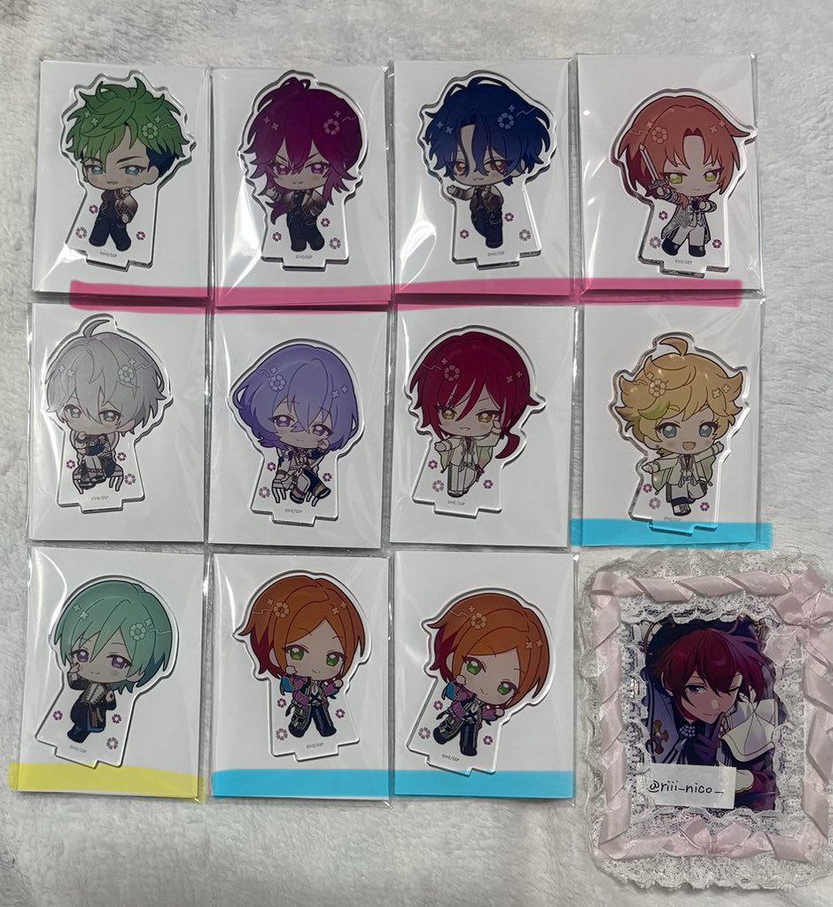 riii_nico_'s tweet photo. 【 交換 譲渡 】 あんスタ アニメイトカフェ アニカフェ アクスタ アクリルスタンド ステッカー コロッタ スタフォニ イースター 

譲  ジュイス 望見 チトセ レオ 泉 凛月 ライカ カンナ ユメ 夏目 つむぎ 宙 巽 ひなた ゆうた 宗 みか 一彩 友也 燐音 コースター画像4参照

⬇️ https://t.co/LRm349DgCW
