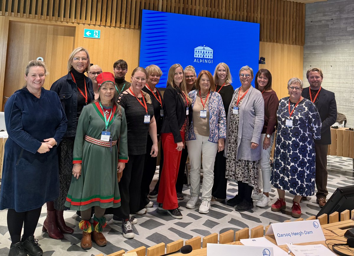 Stortinget's tweet photo. I Reykjavik diskuterte de også et mulig felles nordisk vaksinasjonsregister for personer over 65 år sammen med Islands helseminister. – Målet vårt må være bedre kunnskapsgrunnlag, høyere vaksinasjonsdekning og sterkere beredskap på nordisk nivå, sier Lill Harriet Sandaune. https://t.co/h5zWTSwpyf