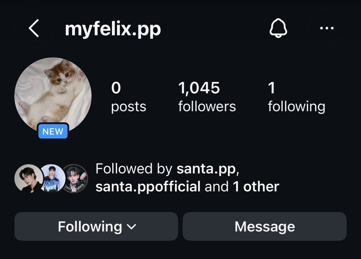 santalways's tweet photo. look at that pink pawww😭🤏🏻

#Santapp https://t.co/SlLcf5MwQE