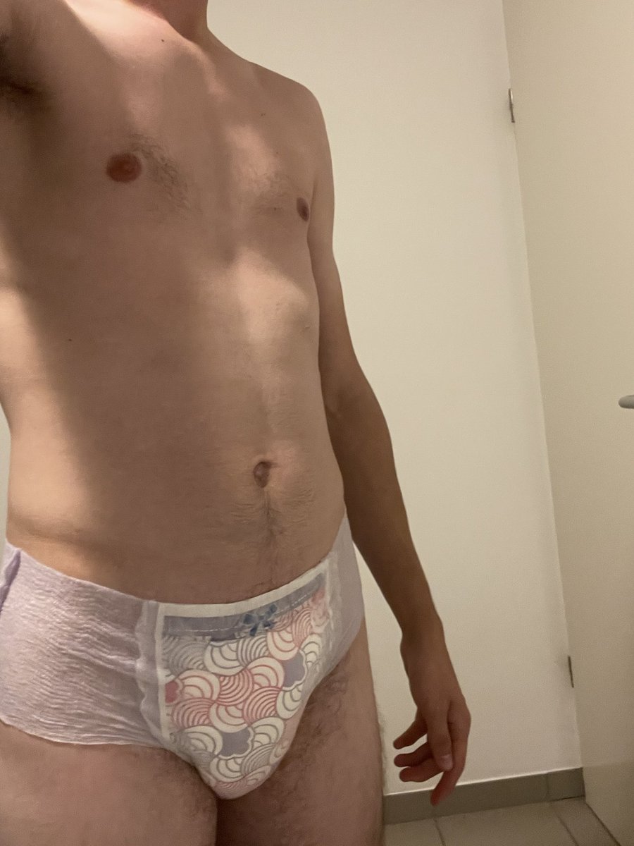 max257146388792's tweet photo. Back in diapers—it's been a while 

#abdl #diaperboy #diaper #diapercheck #pullups https://t.co/CBCtFYmWiJ
