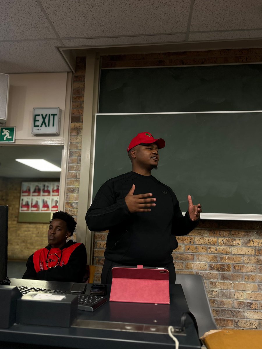 EFFYouthCommand's tweet photo. #ICYMI | EFFYC Convener, Commissar @SihleLonzi, at the University of Cape Town (UCT) ahead of the Student Representative Council (SRC) Elections.
Victory is certain!
#VoteEFFYC https://t.co/nwc5CuNIuG