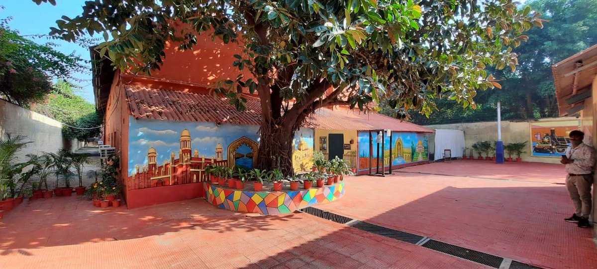 stclucknow's tweet photo. Established in 1956, the Supervisors Training Centre (STC), Charbagh, Lucknow, stands as a symbol of Indian Railways’ rich heritage, technical excellence, and the continuous journey of learning.

From its historic artwork  to its lush green campus and modern training facilities. https://t.co/yHGkxVCKkl