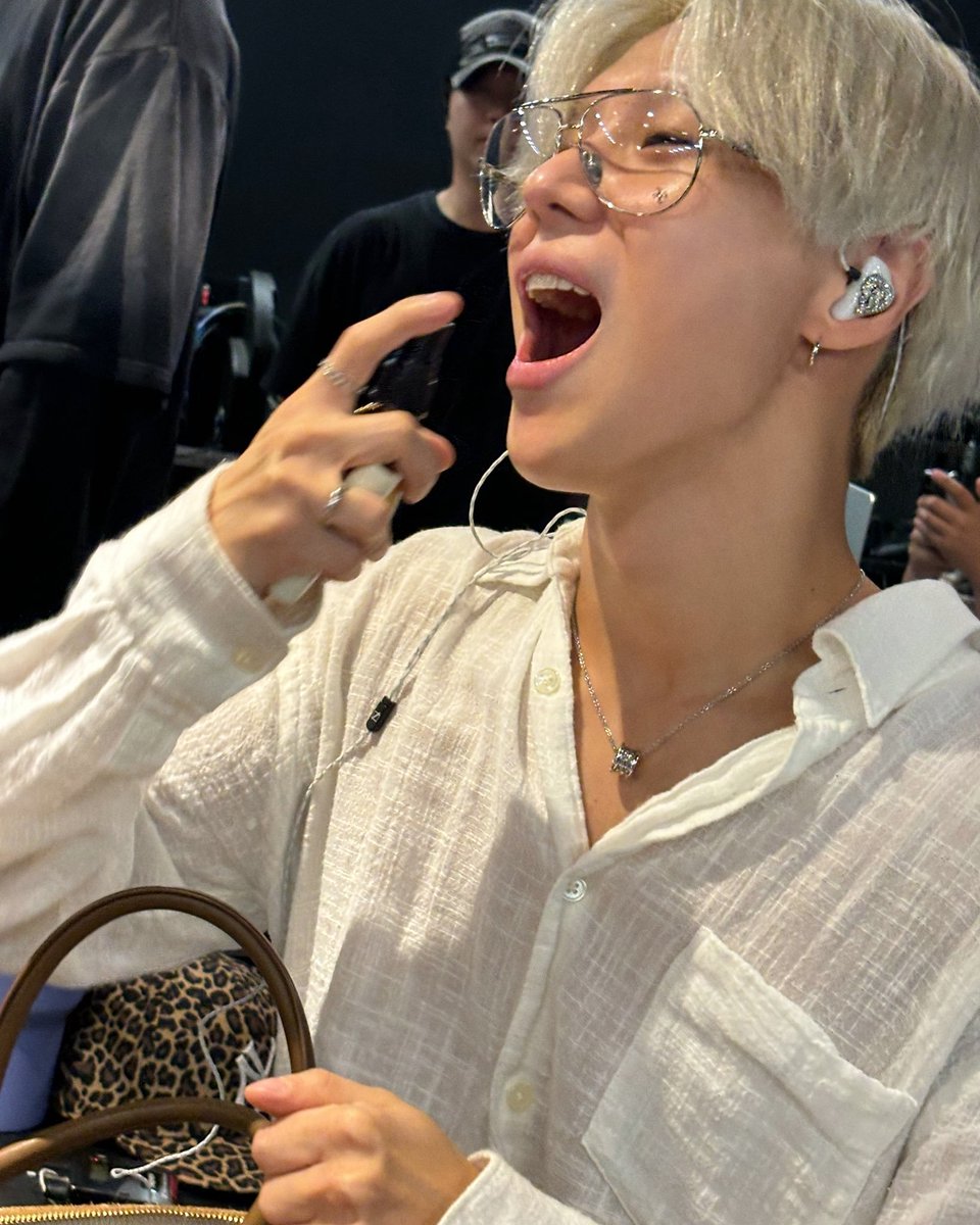 holy____TM's tweet photo. 깜찍이소다🍒 https://t.co/iEJvimZW2F