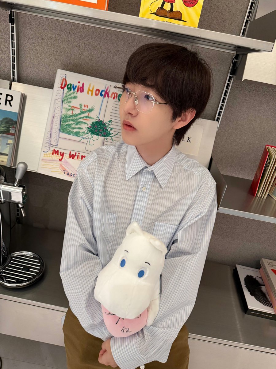 NCTDREAMCENTER's tweet photo. #RENJUN X Moomin https://t.co/raiZ2LXKgD