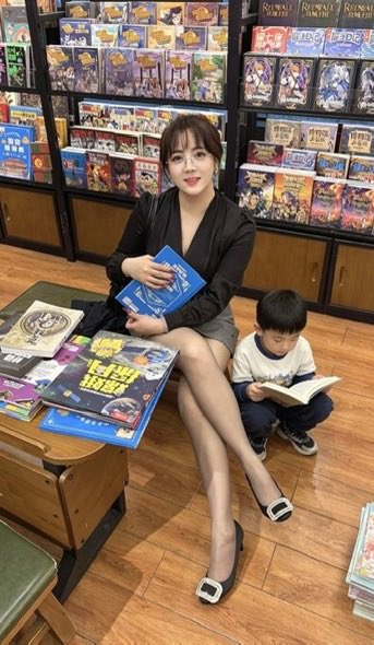 JerryBarneuqjk's tweet photo. 90后已婚女宝妈 第一次在 X 发露脸照片 会有人喜欢吗？ 有刚刚翻墙出来的吗？交个朋友 #妈妈 #体制内 #反差 https://t.co/k3DMLCt3jD