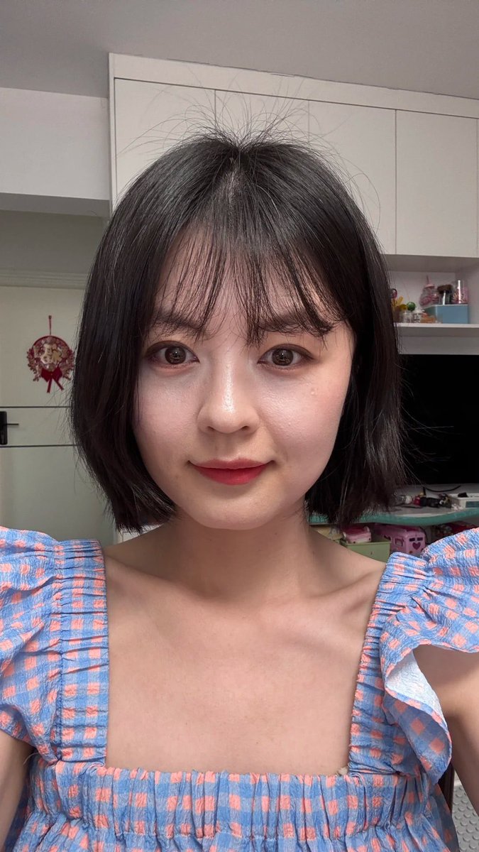 CharlesHarncwp's tweet photo. 90后已婚女宝妈 第一次在 X 发露脸照片 会有人喜欢吗？ 有刚刚翻墙出来的吗？交个朋友 #妈妈 #体制内 #反差 https://t.co/cwfgz3s3tz