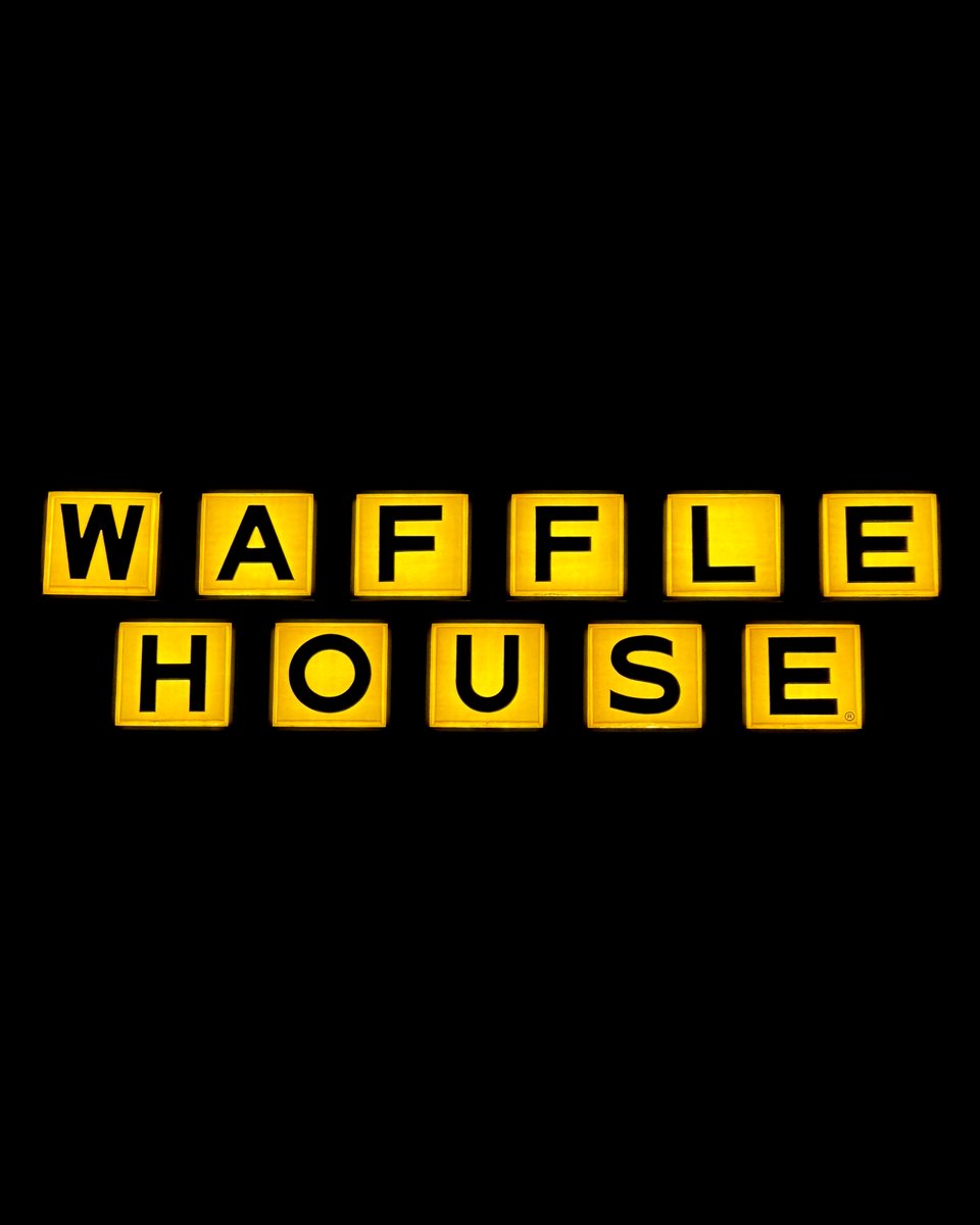 WaffleHouse's tweet photo. a beacon of hope in the night sky https://t.co/afyMhY5g7X