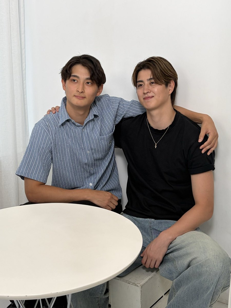 aomori_wats's tweet photo. ／
メディア情報📰
＼

「美的.com」アスリート美容連載『スポーツ選手の毎日コスメ、スタメンを教えて！』に、#浅井修伍 選手が登場🙌

#三遠ネオフェニックス #浅井英矢 選手と、兄弟そろっての出演となります🤝❤️

浅井兄弟の美容や愛用品について紹介されますので、ぜひお楽しみに🧴✨

詳細はこちらから🔽
🔗https://t.co/NDBBzPlGWW

@NEO_PHOENIX 
@a_shugo777 
#青森ワッツ