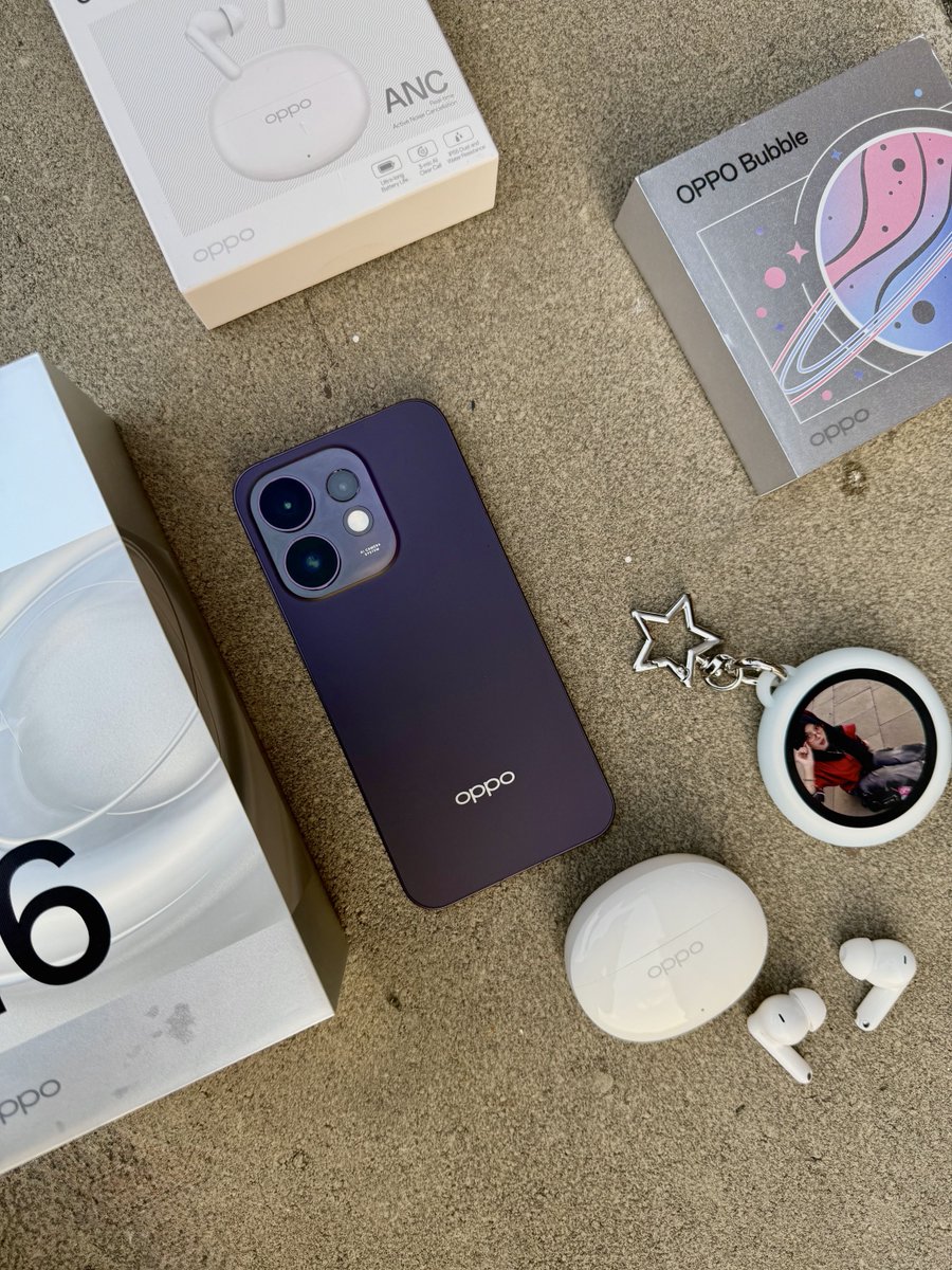 OPPOMobileUK's tweet photo. Out and about, but make it stylish. β¨π
@kayraudrya(IG) and the #OPPOReno16Series understood the assignment.
#OPPOAmbassadors #OPPOUK https://t.co/lSK2WSJrPB