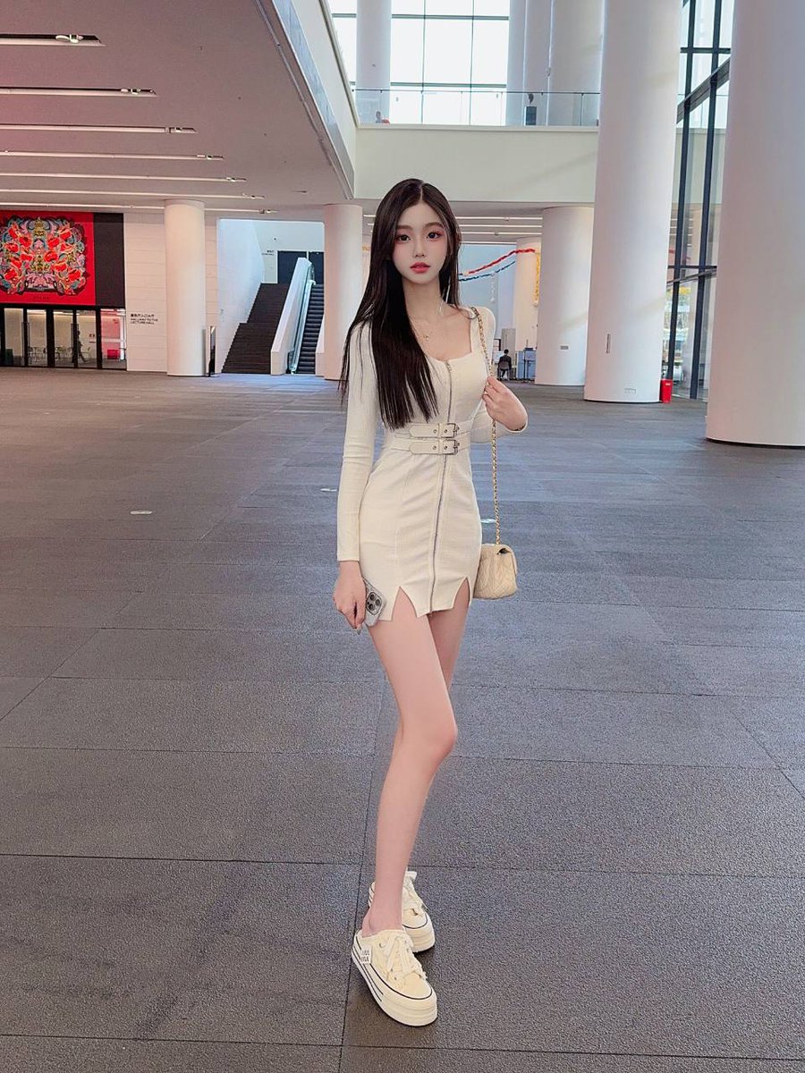 EHR_Info's tweet photo. 希望余生陪你度过的人，会是你现在拼了命要爱的人。
南充市南部县锦天府广场
👉助理@sekimofu1
老师099
看上了请截图妹子和排号便客服快速安排
#南充
#四川 https://t.co/1m4yL0YtlN