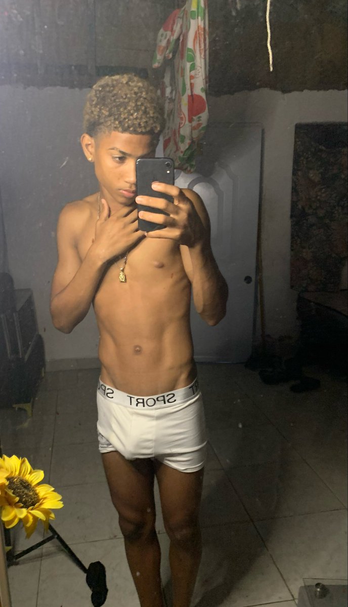 DanielPatrhgp5's tweet photo. Dale rT 💵🔥 https://t.co/pG4bhHyHnZ