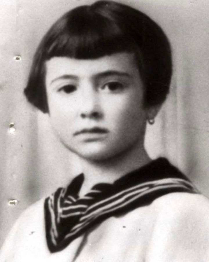 AuschwitzMuseum's tweet photo. 16 September 1942 | A transport of 1,000 Jews deported from #Drancy in German-occupied France arrived at #Auschwitz. After the selection, 645 of them were murdered in gas chambers.

One of them was Felicie Rajter. 
She was 10 years old.
---

Gas chambers at Auschwitz: https://t.co/AENjcRS04c