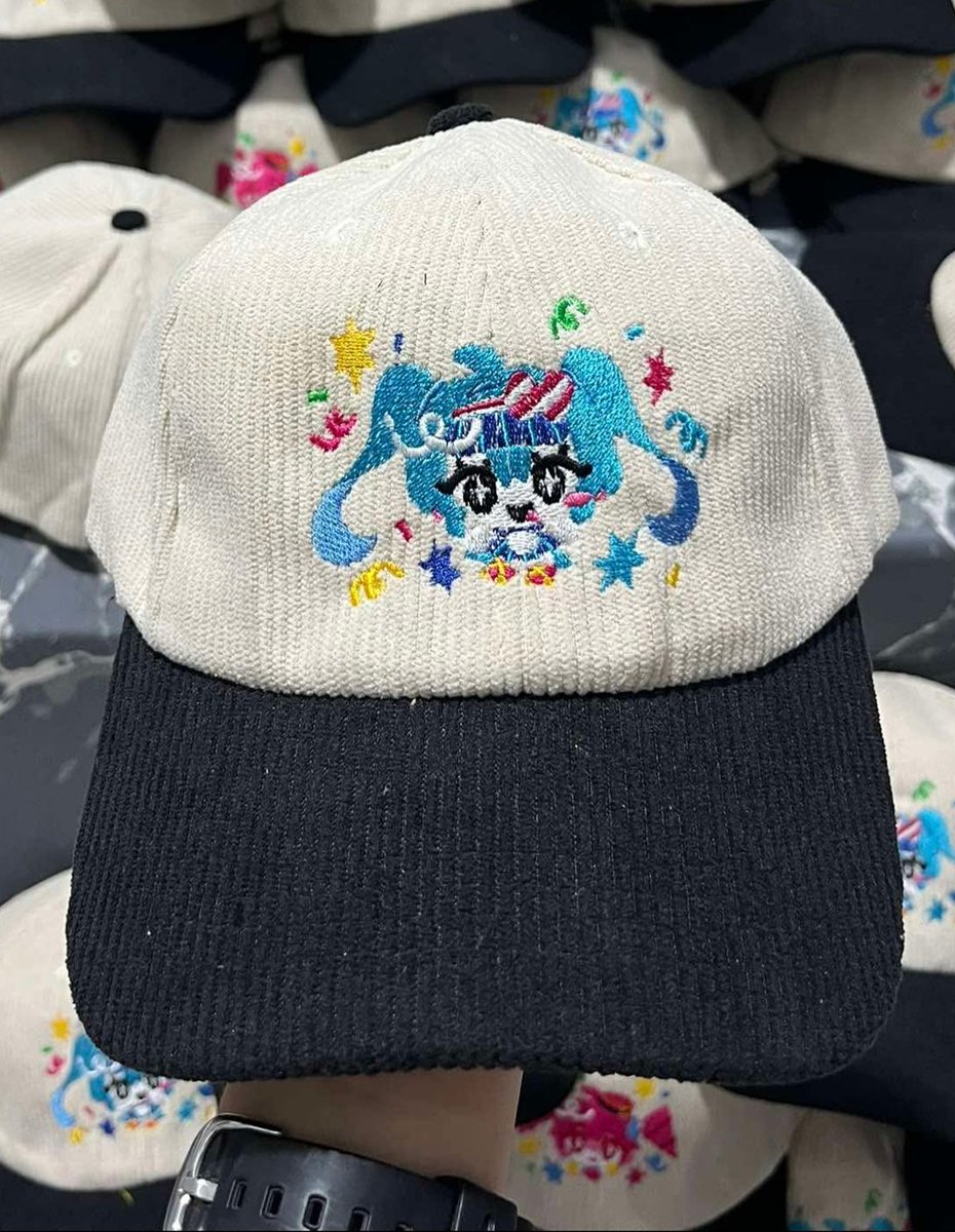 _RAAlliance's tweet photo. Hello everyone, just an update on the actual photos of the socks and the hats
Will be available @ #cosmania26 & #cf23 #comifuro https://t.co/mLuW04ZFPK