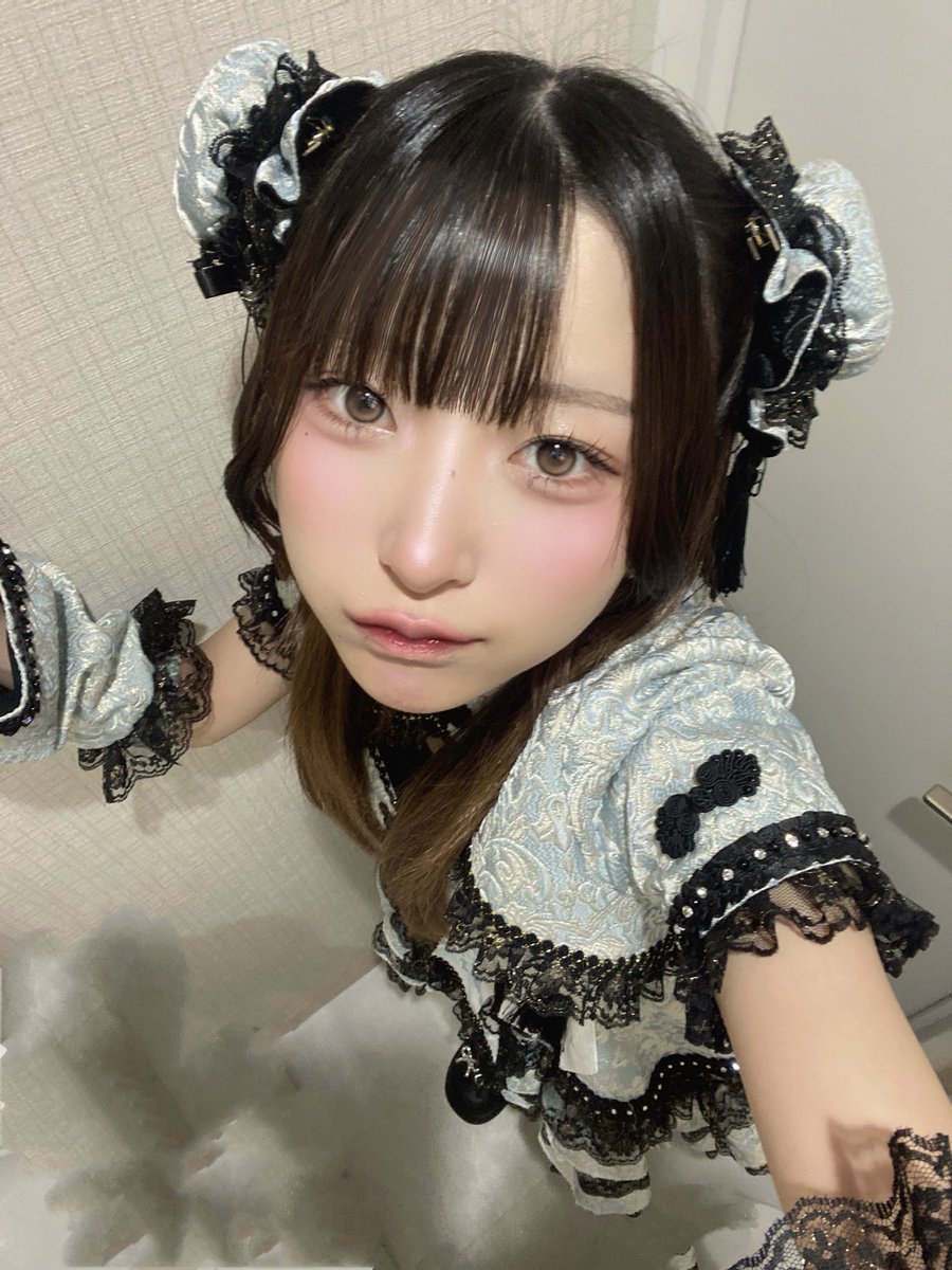 m3i01_'s tweet photo. 本日19-0🇨🇳⑅･⏦ﾟ♡
「お姉さん系してみたら？」と言われたので今日は大人しめ巻き下ろしにするよ🥟前回水色だから違うチャイナ衣装着たいなの気持ち🎶ᕀ.ᐩ
#コンカフェ嬢 #コンカフェ営業 #渋谷コンカフェ https://t.co/9JBY1FR7to