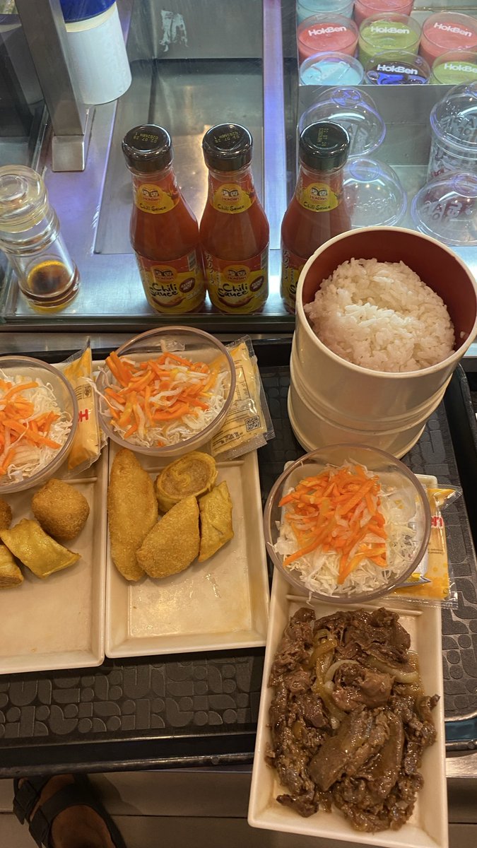 HeyPriixyd's tweet photo. Suka ajah sama salad hokben https://t.co/RmucgXTHmh
