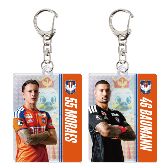 albirex_pr's tweet photo. 🟠グッズ新商品情報🟠

9/19（土）磐田戦は「アルビくんファミリーデー」！
平成アルビくんがレトロかわいく帰ってきた🦢✨

👝サガラ刺繍ポーチ
👕Tシャツ＆パーカー
👀“うっすら”アルビくん×選手キーホルダー

お気に入りを連れて、夜のビッグスワンへ🧡💙

📆詳細はコチラ
🔗https://t.co/fsM7VhpHsV

#albirex #アルビレックス新潟