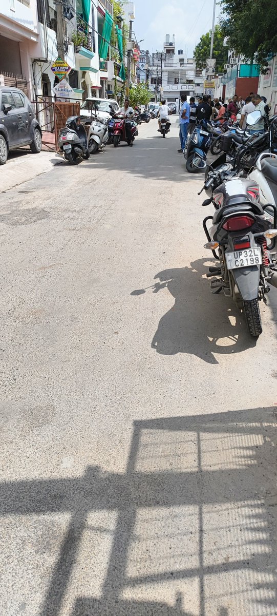 AnoopSingh1987's tweet photo. @lucknowtraffic @lucknowtraffic https://t.co/MqC3DuqZlf