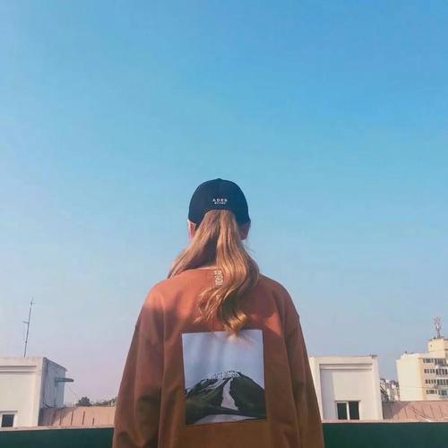 Cal49ers's tweet photo. 🍬 🌂 💰 💰 🌂 🍬 Stars are giving cinematic vibes tonight https://t.co/RinLDGs26v