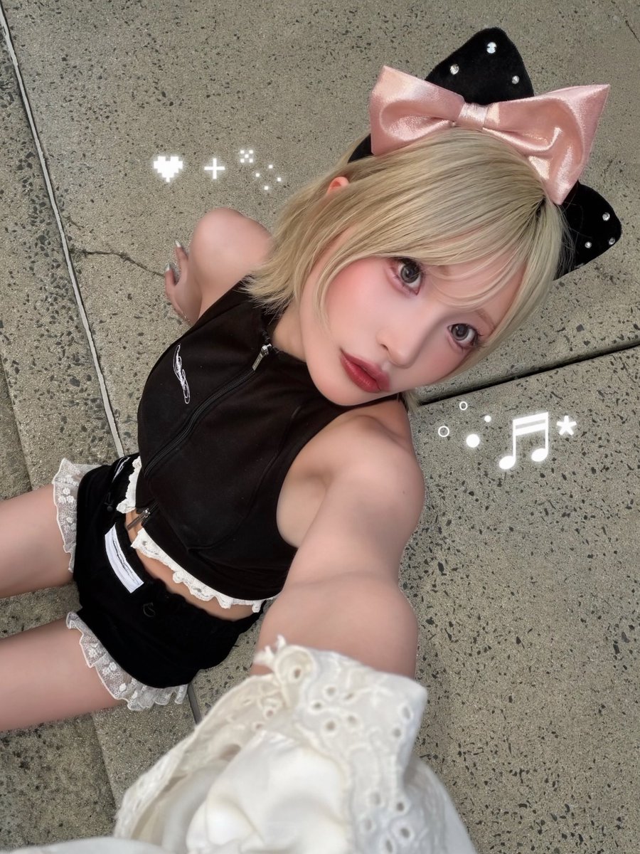 mydear2020_yuri's tweet photo. にゃー https://t.co/spKZGQvIxR