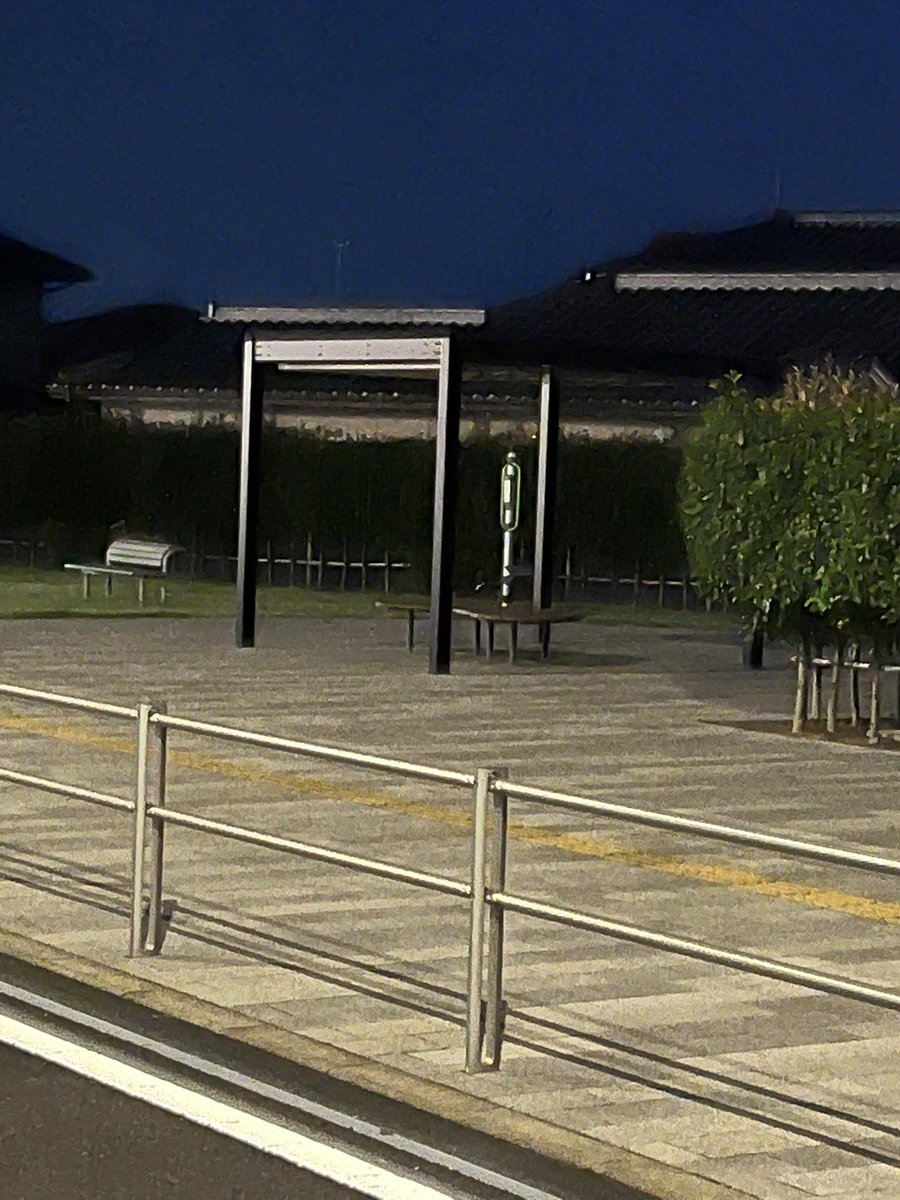 06HIP__'s tweet photo. ここで行います https://t.co/5Mn9wx8x4U