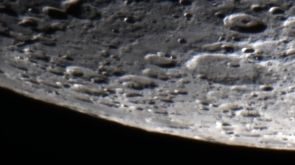 KayThey_Astro's tweet photo. Lunar Closeups at 3600mm of focal length
#moon #astrophotography #astronomy https://t.co/Ah9mxyBka2