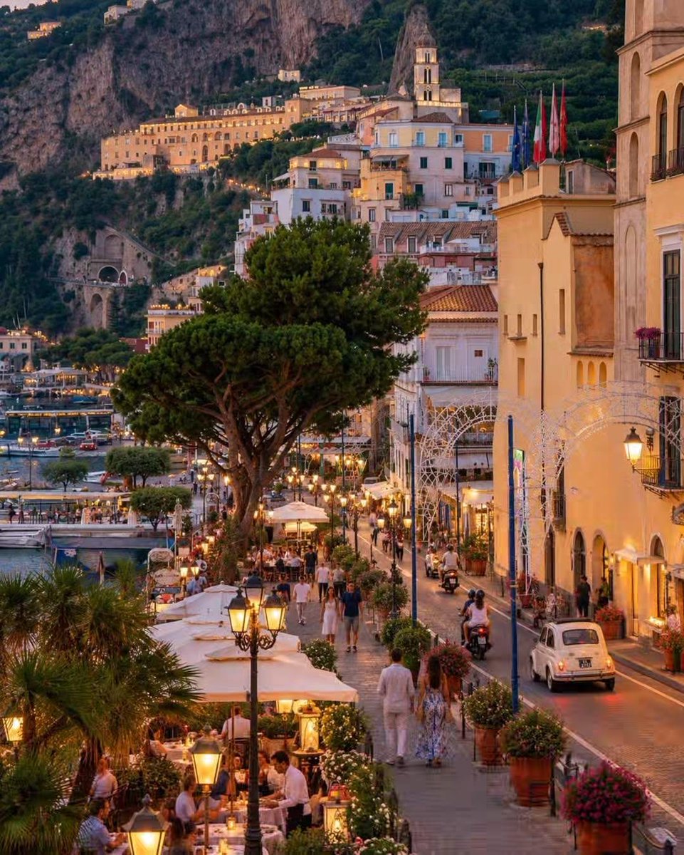 naturebeauty760's tweet photo. Positano, Amalfi Coast, Italy 🇮🇹 https://t.co/ZlU3Iaed8O