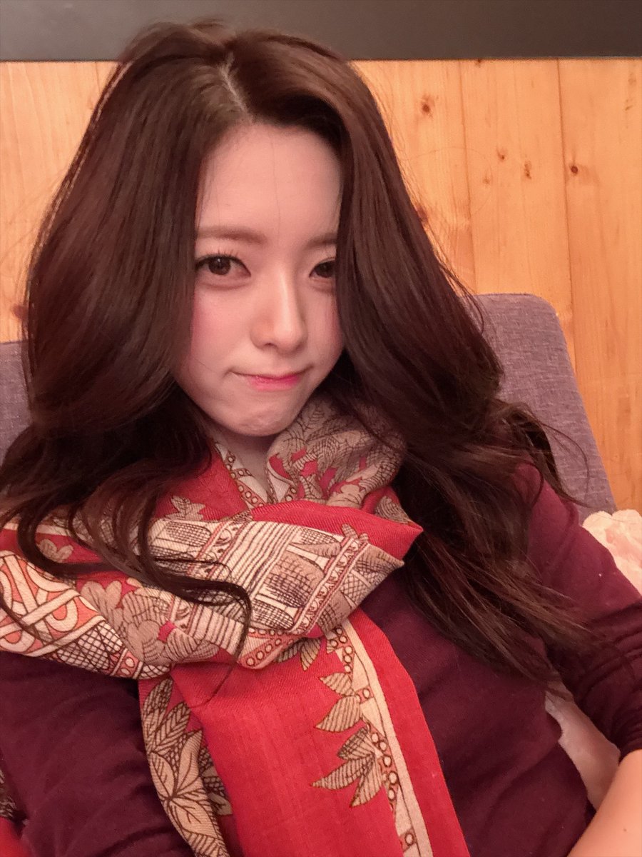 yunaspics's tweet photo. OMG SHIN YUNA???????? https://t.co/57LkDAzWu6