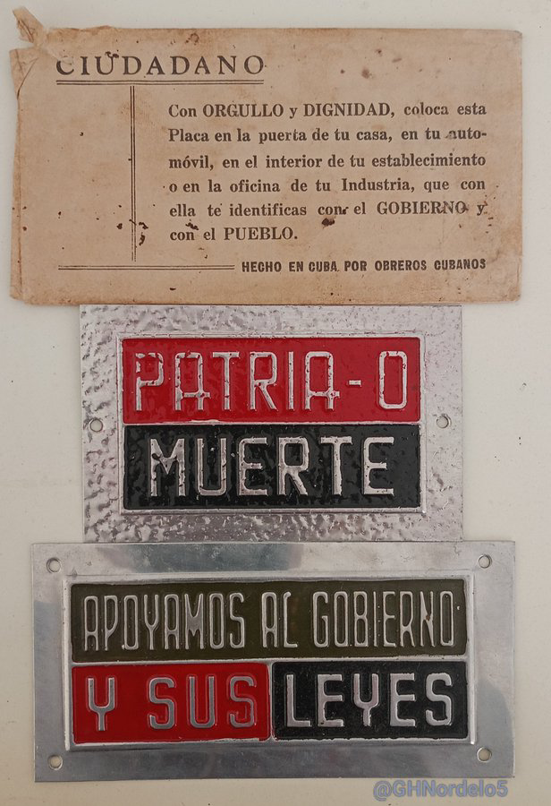 Plinislacuba's tweet photo. El que no la porte es gusano y vende patria. Lame botas de los yanquis 🤬
#VivaCubaLibre
#CubaVencer https://t.co/WHflHc180u