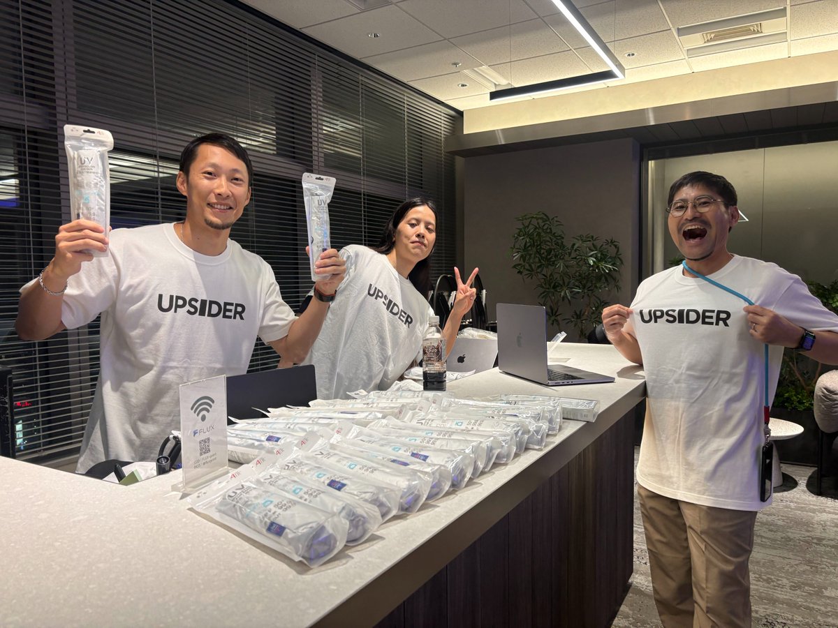 upsider_inc's tweet photo. ＼UPs Meet Up 始まりました🥂／
 
第11回 #UPSIDER ユーザーコミュニティ「UPs Meet Up」スタート🎉 

会場は株式会社FLUX様の素敵なオフィス✨
乾杯の合図とともに、会場全体が一気に盛り上がりました！これからのLTや懇親会が楽しみです😆#UPSIDER_UPs https://t.co/axXK4Xxi7T